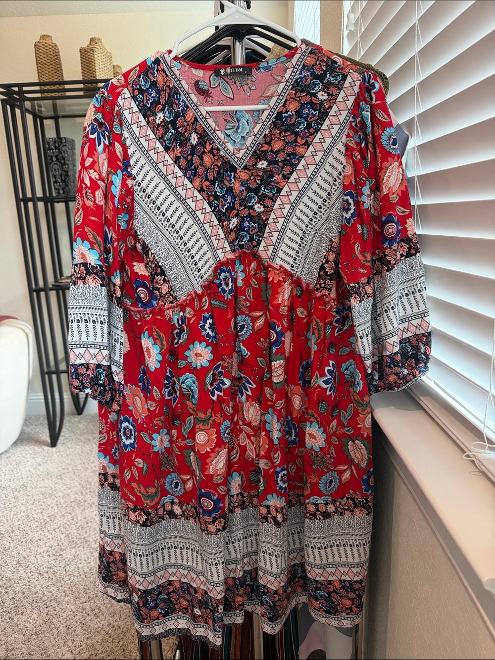 Red Floral V‑Neck Long Sleeve Midi Dress